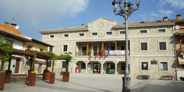 Plaza del Pueblo y Ayuntamiento
